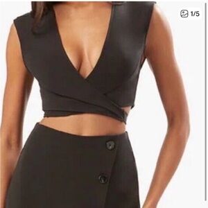 NWT WeWoreWhat Tie Back Wrap Top Sz Medium